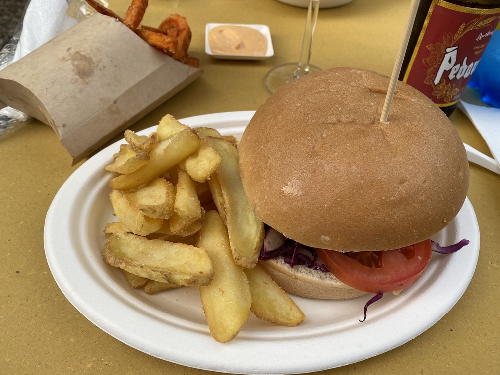 Eden Flower Bistrot - burger.
