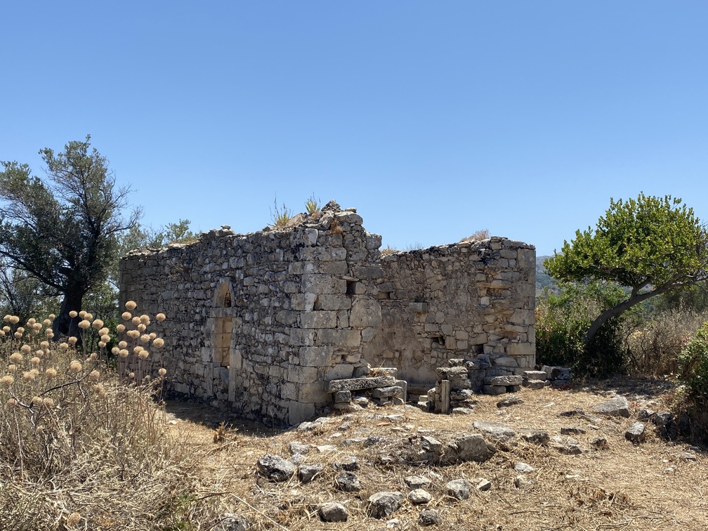 Eleftherna - resti di chiesa.