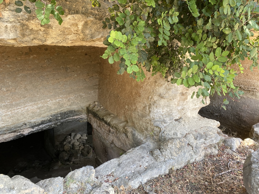 Eleftherna - cisterne.