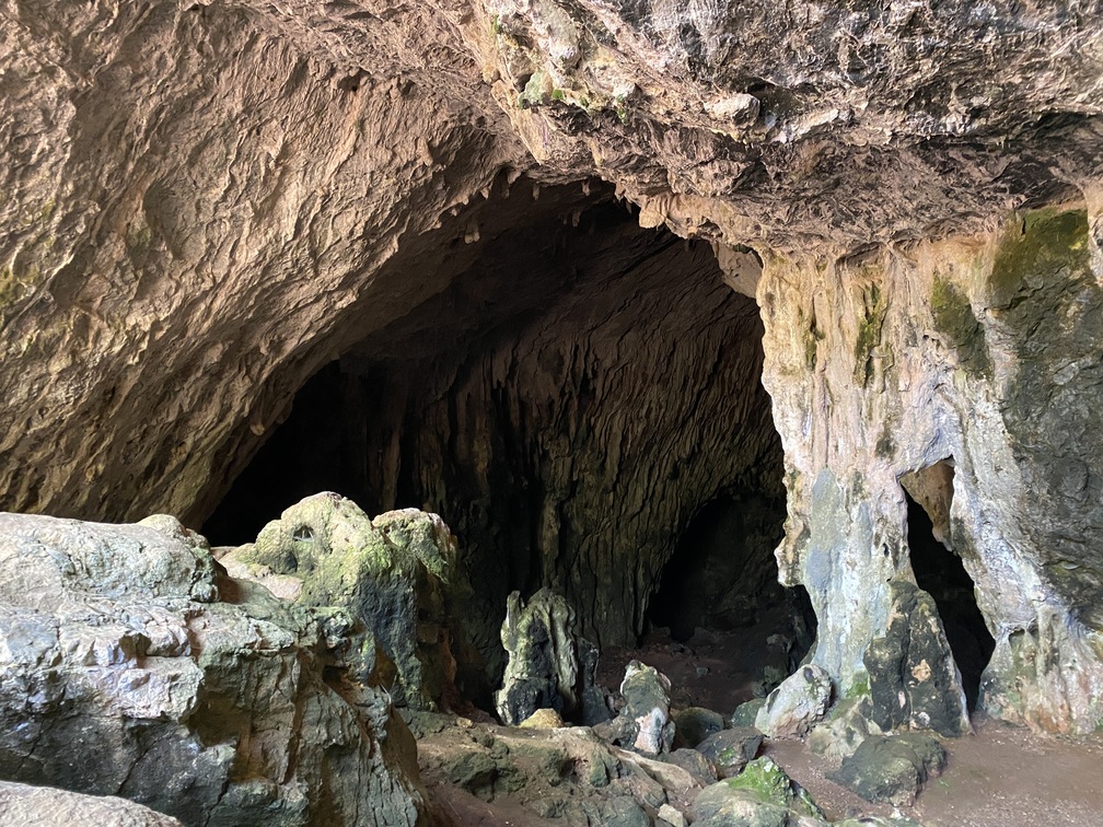 Grotta di Skotinò - ingresso.