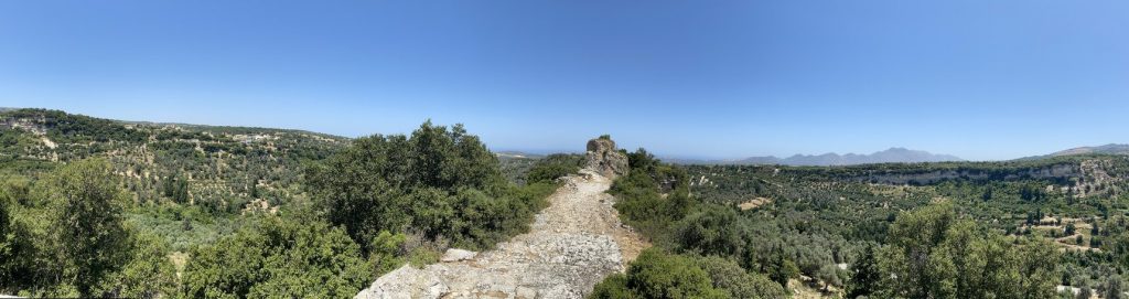Eleftherna - panorama della rocca.