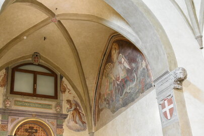 San Giorgio e il drago, affresco.