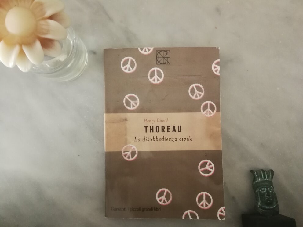Henry David Thoreau, La disobbedienza civile - copertina.
