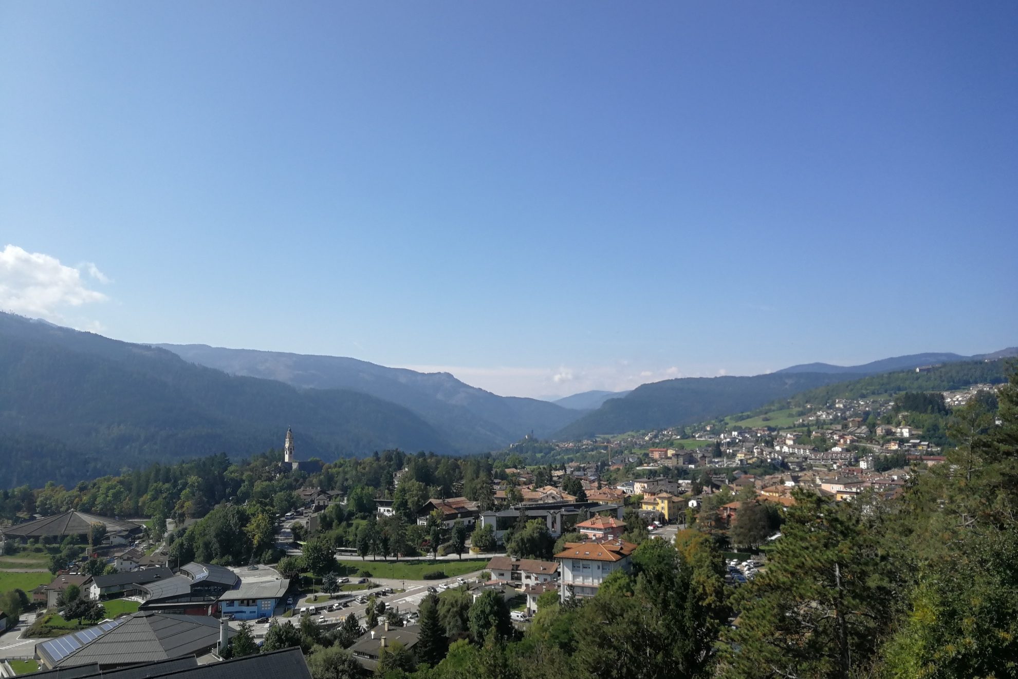 Panorama su Cavalese.