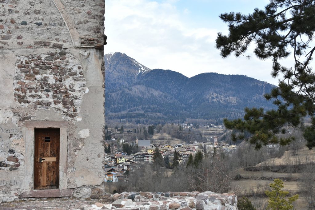Chiesa San Valerio, particolare.