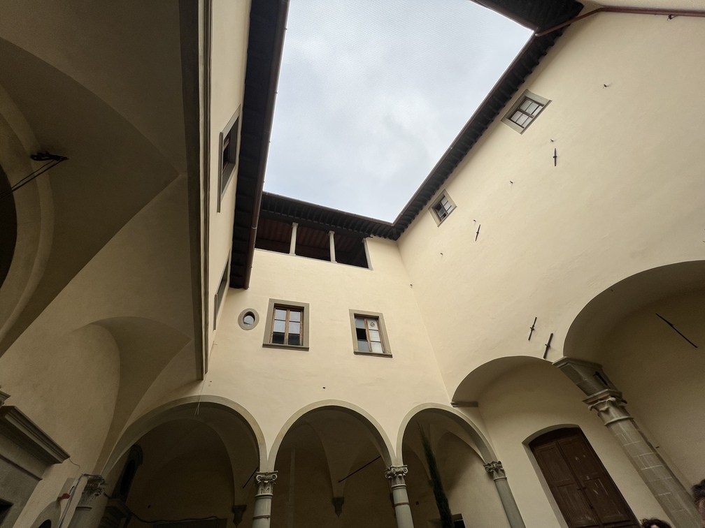 Villa di Careggi - cortile di Michelozzo.