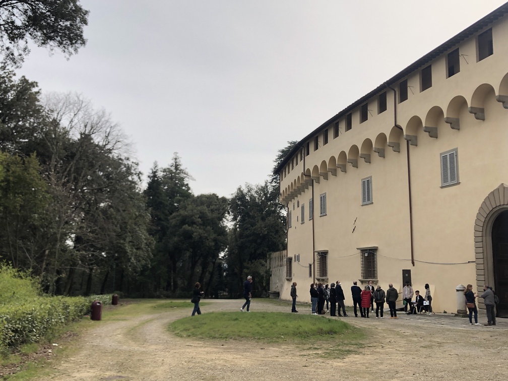Villa di Careggi - esterno lato est, entrata.
