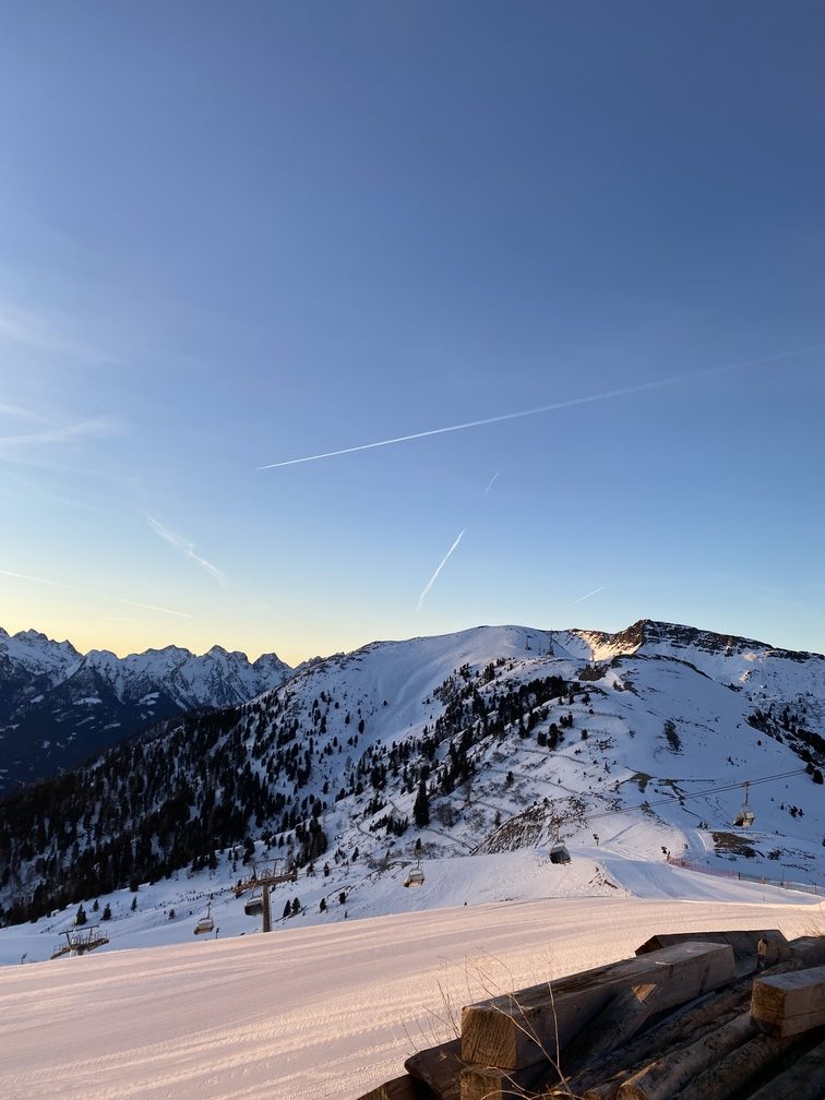 Trentino Ski Sunrise a Passo Feudo - alba.