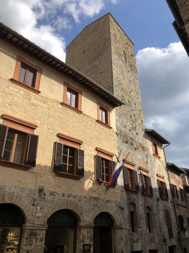 Torre e Casa Campatelli - esterno.