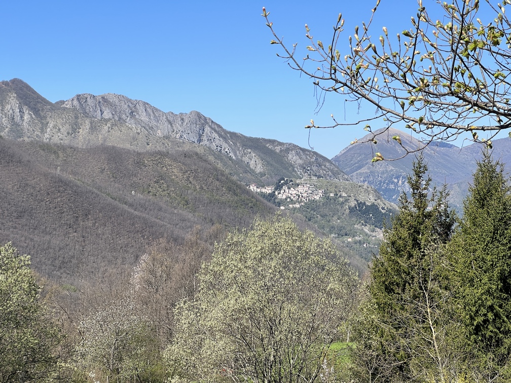 Piteglio - panorama su Lucchio.