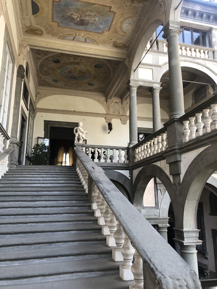 Palazzo Pfanner - scalone.