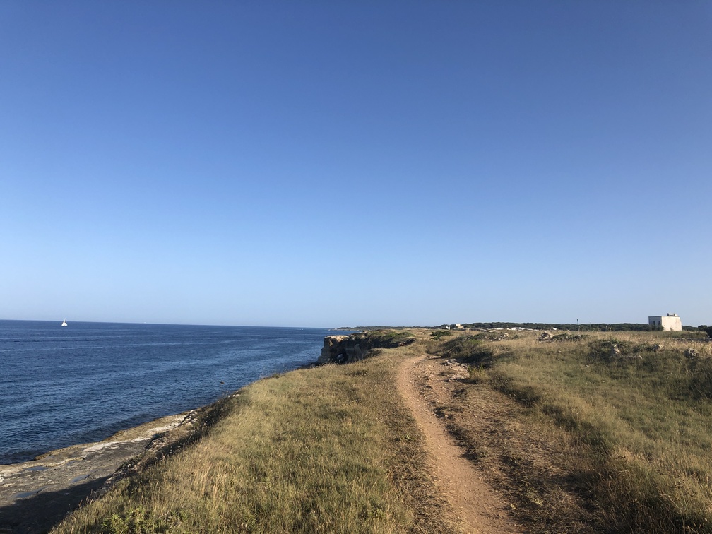 Verso i faraglioni di Sant'Andrea.