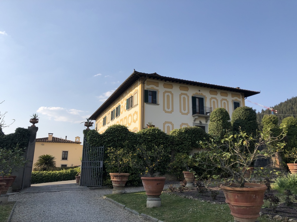 Villa Aldobrandini Banchieri Rospigliosi - giardino all'italiana.