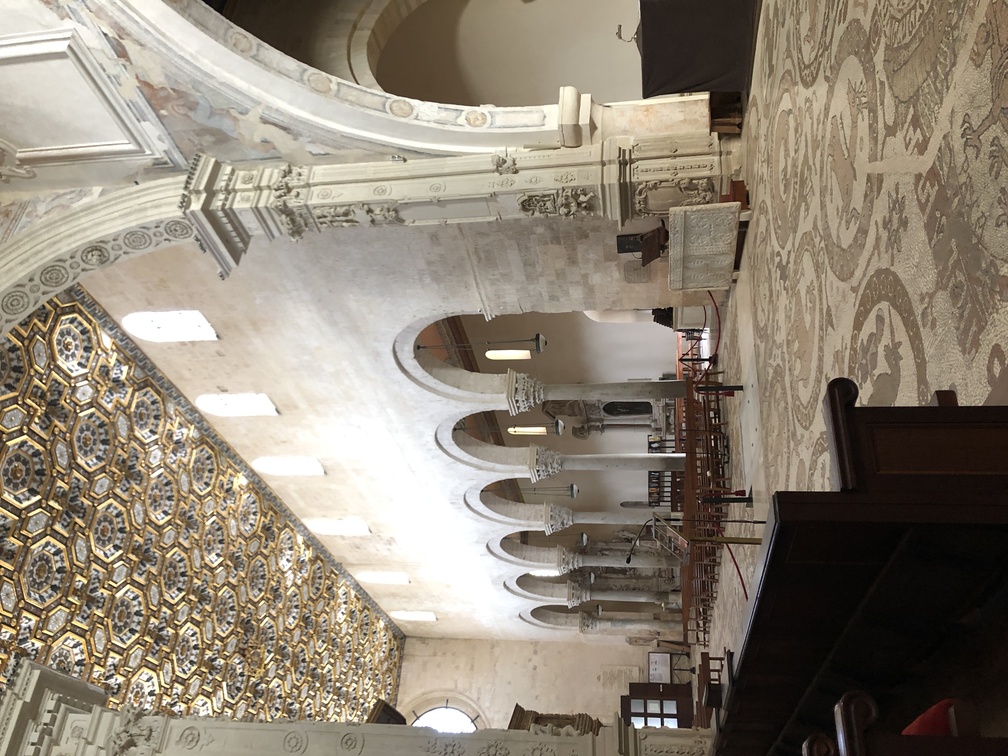 Cattedrale di Otranto - interno.