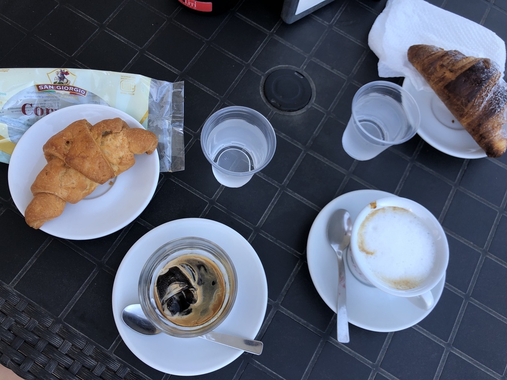 San Gabriele Relais, Gallipoli - colazione al Fantasy Bar.