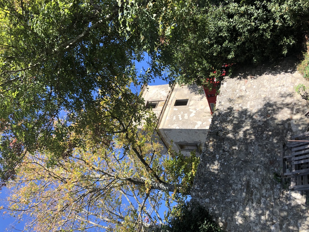 Trekking a Cercina - Castello di Castiglione.