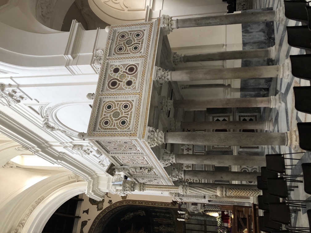Salerno - Duomo, ambone.