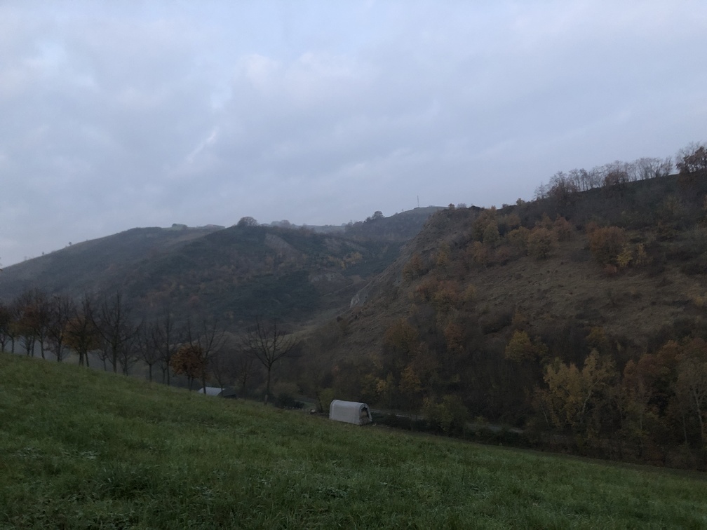 Castello di Dinazzano - colline.