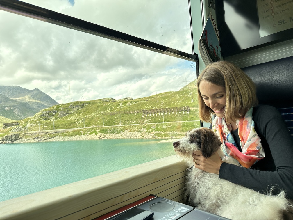 Trenino Rosso del Bernina - Lago Bianco, Federica e Frida.
