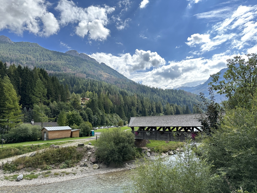 Soraga di Fassa - giardini lungo l'Avisio.