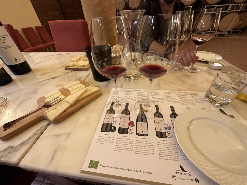 Società Agricola Tolaini Winery - degustazione.