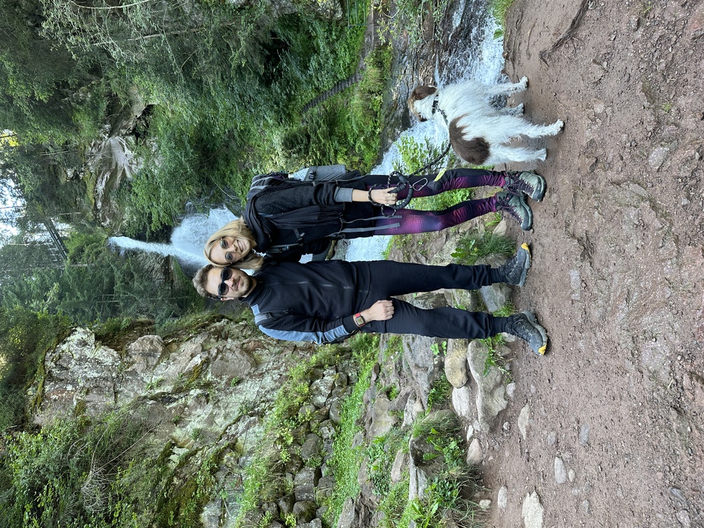 Cascata di Cavalese - Lorenzo, Federica e Frida.
