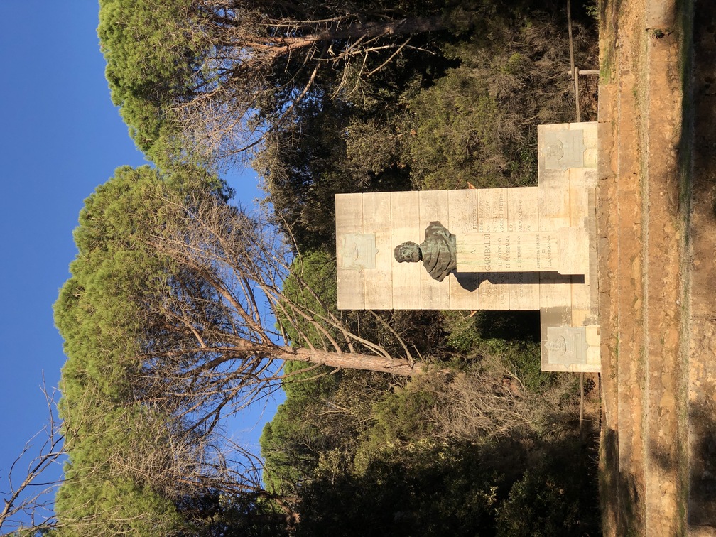 Trekking Le Bandite di Scarlino - Monumento a Garibaldi.