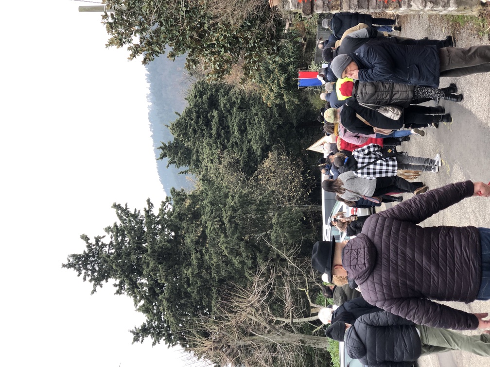 Festa di Sant'Antonio - corteo verso la Chiesa di Sant'Andrea.