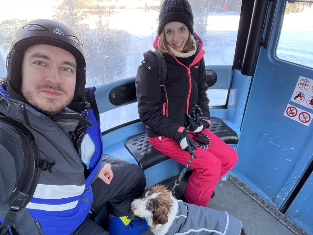 Alpe Cermis - Lorenzo, Federica e Frida in cabinovia.