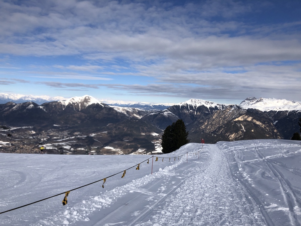 Alpe Cermis - passeggiata invernale Orizzonti Dolomitici.
