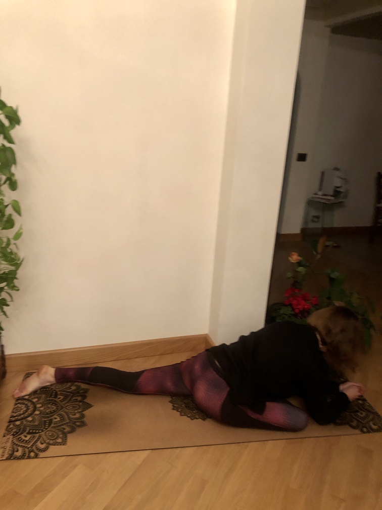 Pratica yoga - Pada Rajakapotasana.
