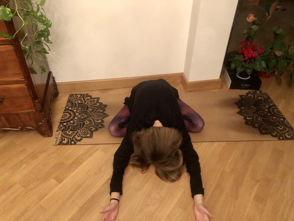 Pratica yoga - abbandono.