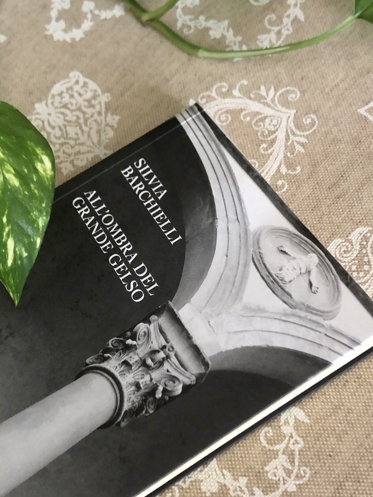 Silvia Barchielli, All’ombra del grande gelso, Alpha Libri Edizioni della Meridiana, Firenze, 2007.