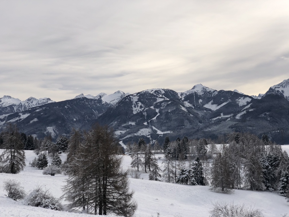 Giro del Solombo - panorama sulla catena del Lagorai.