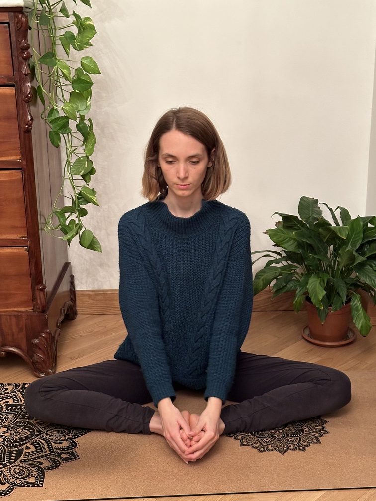 Farfalla - Baddha Konasana.