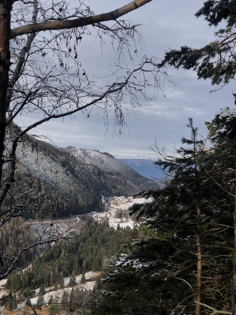 Giro del Solombo - panorama su San Lugano.
