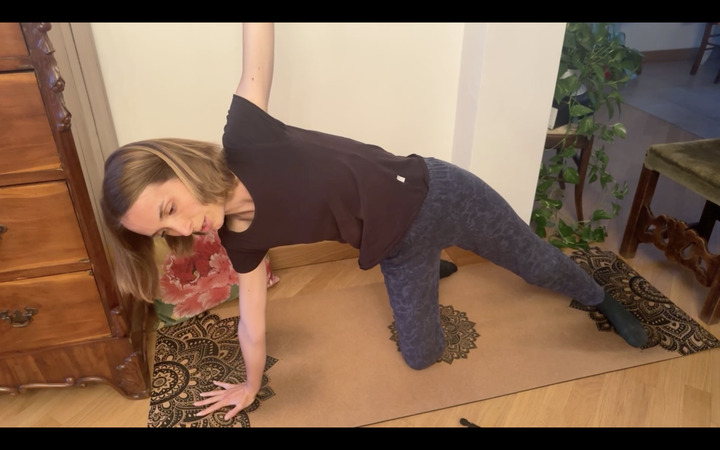 Yoga - apertura laterale.