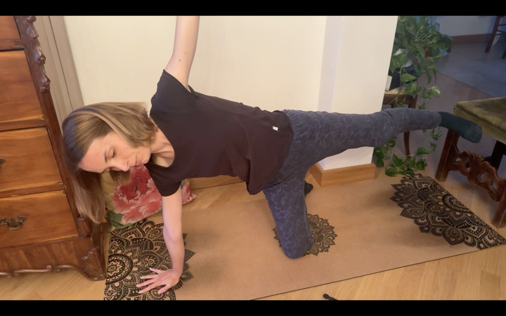 Yoga - apertura laterale.