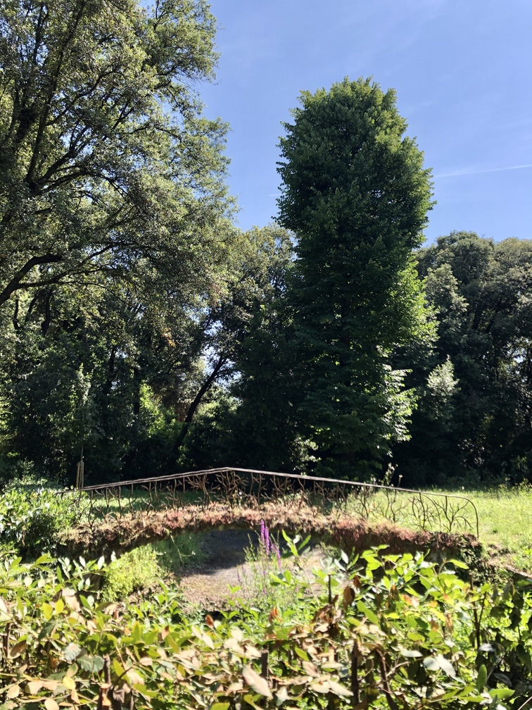 Villa Corsi Salviati - ponte romantico.