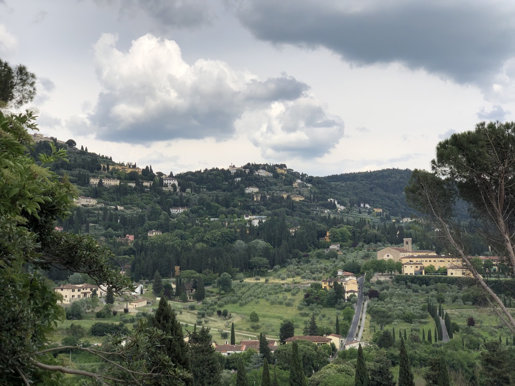 Villa Salviati - veduta su Fiesole e sulla Badia Fiesolana.