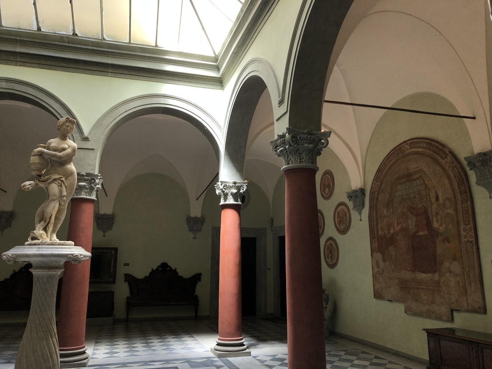 Palazzo Ginori a Firenze - cortile.