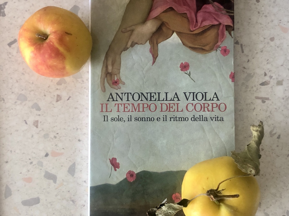 Antonella Viola, Il tempo del corpo. Sonno e ritmo circadiano, Feltrinelli, Milano, 2024.