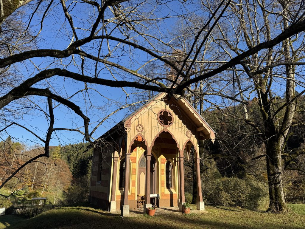 Lago di Cei - Chiesetta de Probizer.
