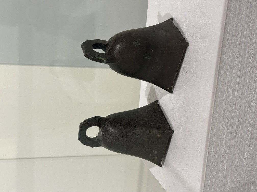 Tintinnabula, Età romana, I-V secolo d.C., bronzo, Castello di Fiemme, Doss Zelór, Ufficio beni archeologici - Provincia autonoma di Trento.