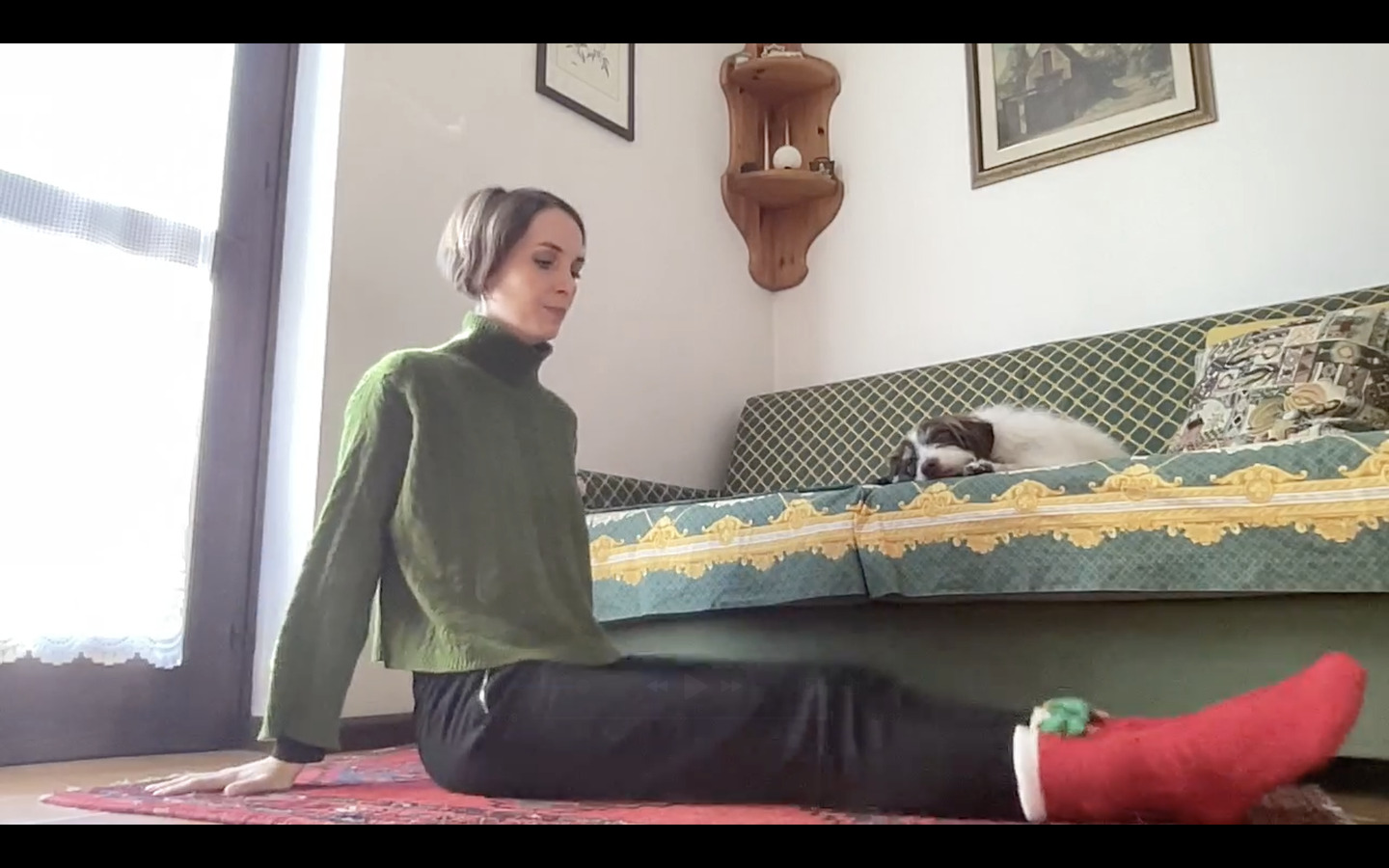 Yoga - scioglimento delle gambe.