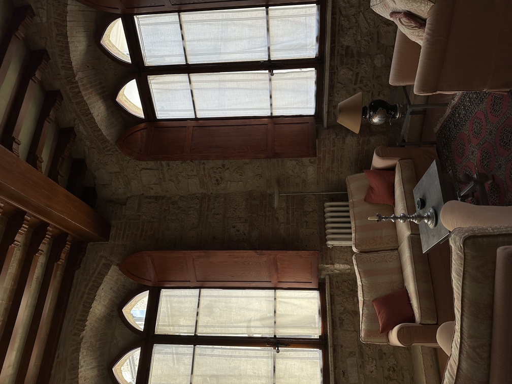 Residenza d'Epoca Palazzo Malfatti a Massa Marittima - soggiorno dell'appartamento deluxe.