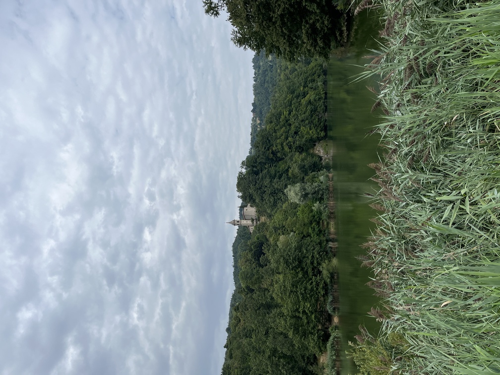Castel dell'Alpi - itinerario intorno al lago.