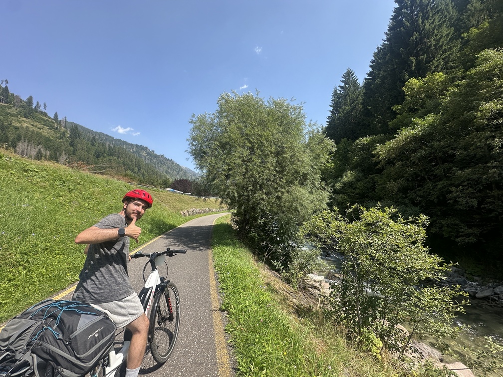Pista ciclopedonale Fiemme e Fassa - Lorenzo tra Predazzo e l'impianto di risalita Latemar.