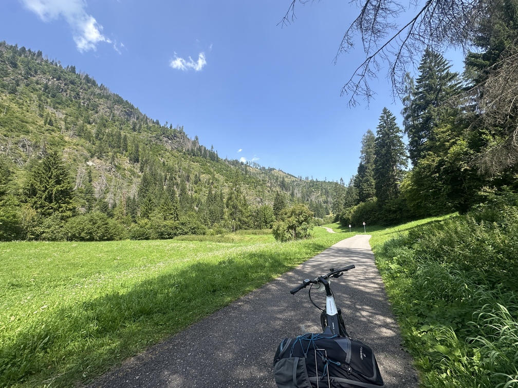 Pista ciclopedonale Fiemme e Fassa - tratto in Val di Fassa.
