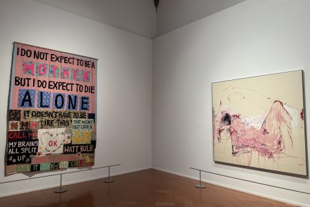Mostra "Tracey Emin. Sex and Solitude" - "I do not expect (Non mi aspetto)", 2002, coperta con appliqué, Art Gallery of New South Wales - "It was all too Much (Era tutto troppo)", 2018, acrilico su tela, Courtesy of the Artist and White Cube.